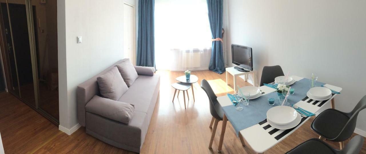 Apartament Apartament Dmowskiego 6 *